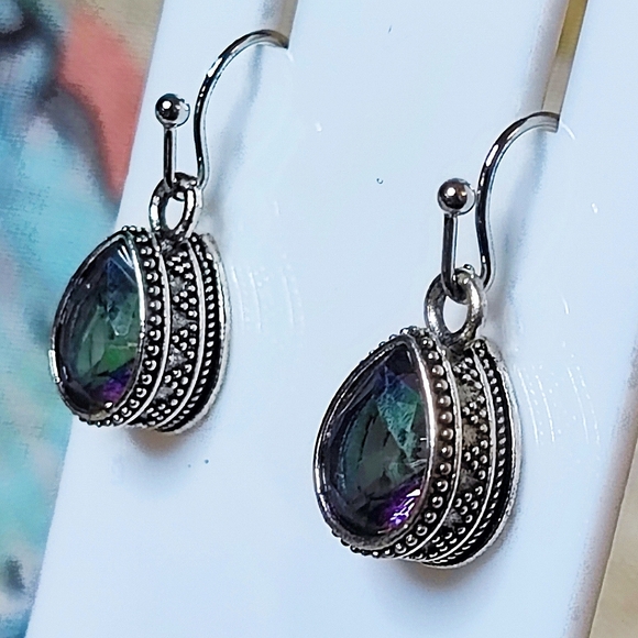 Mystic Topaz Purple Blue Green Rainbow Teardrop Pierced Silver Tone Earrings NEW - Picture 9 of 12